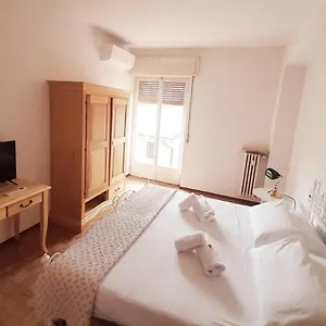 Pura , Verona Italy